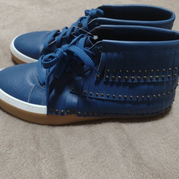 Nice sneakers main image 16